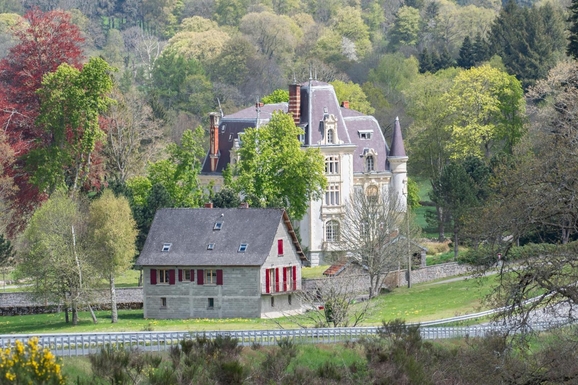 Chateau De Chazelpaud Bed & Breakfast Saint-Bard Eksteriør bilde